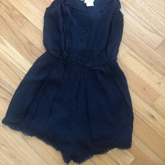 Navy Small Lace Detail Romper - Picture 2 of 4